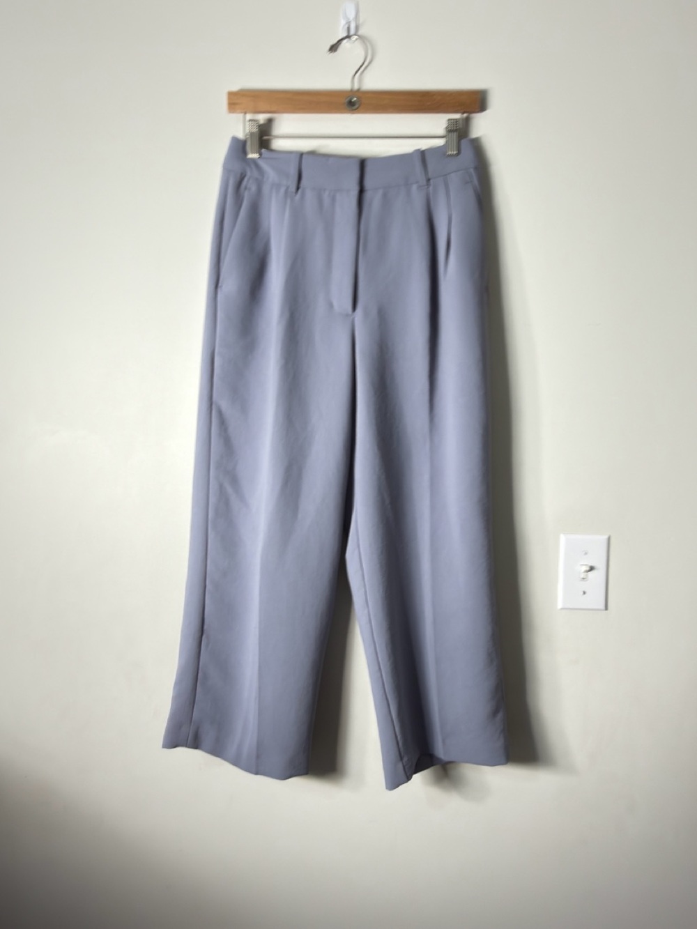 Aritzia Wilfred Lilac High-Waist Wide Leg Pants cropped size 6